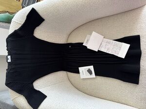 Chanel Cashmere Ribbed Knit MIDI Dress Black with tags Size 34